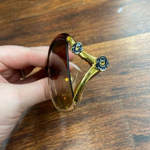 Women's Brown Plastic Tint Lenses Floral And Gold Trim Oversized Sunglasses - Picture 3 of 7